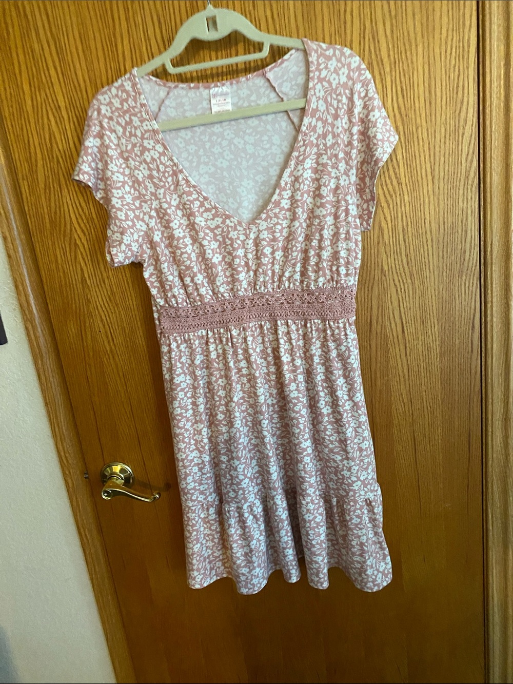 Pink Floral Crochet Waist V-Neck Dress